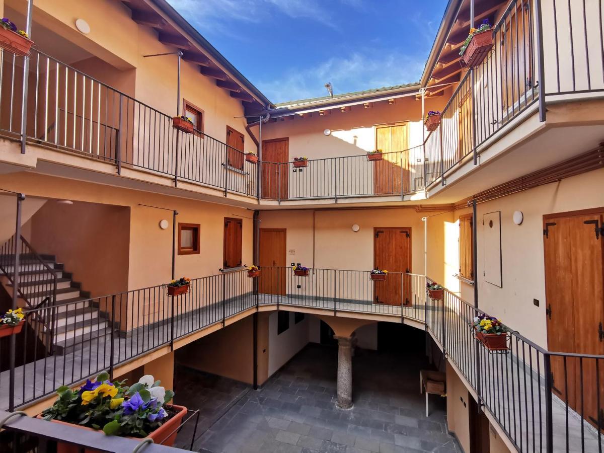 La Casa Del Sarto - Rooms And Apartments Lecco Esterno foto