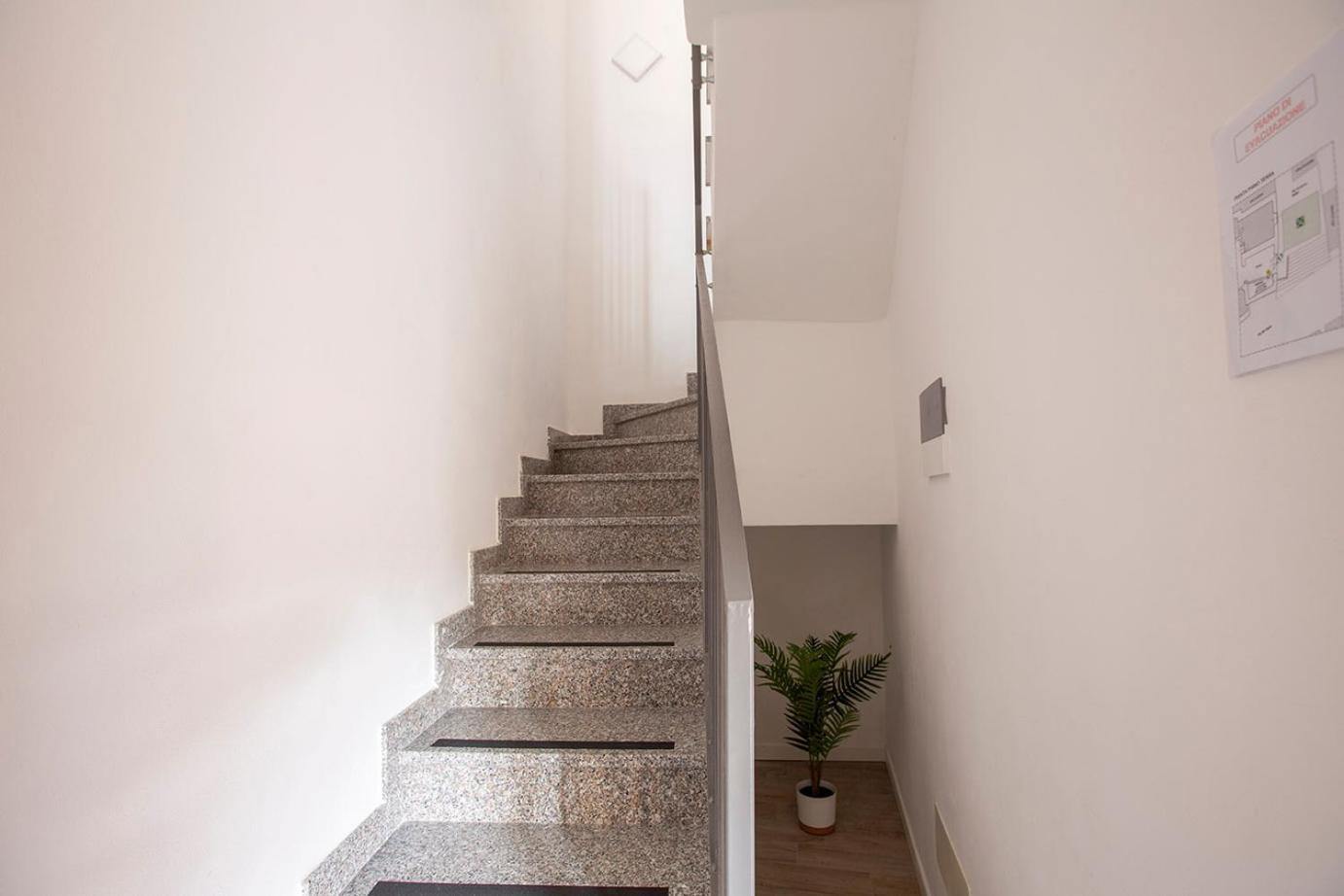 La Casa Del Sarto - Rooms And Apartments Lecco Esterno foto