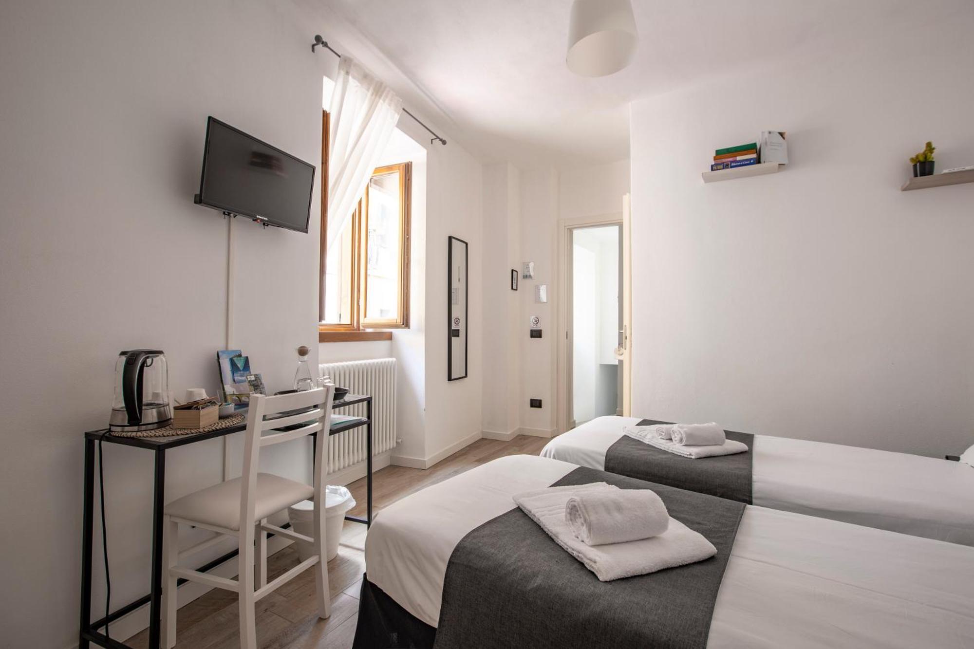 La Casa Del Sarto - Rooms And Apartments Lecco Esterno foto