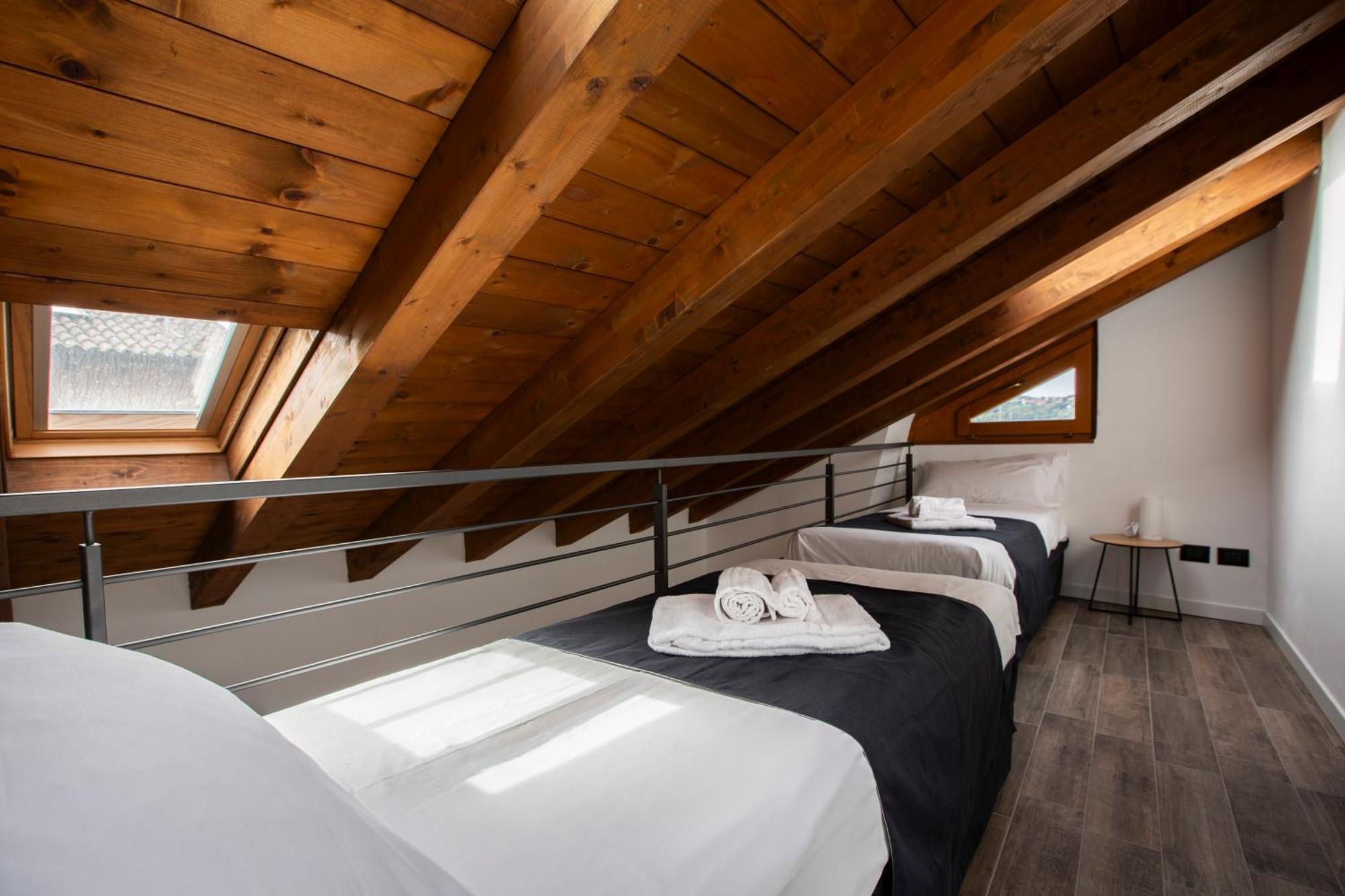 La Casa Del Sarto - Rooms And Apartments Lecco Esterno foto