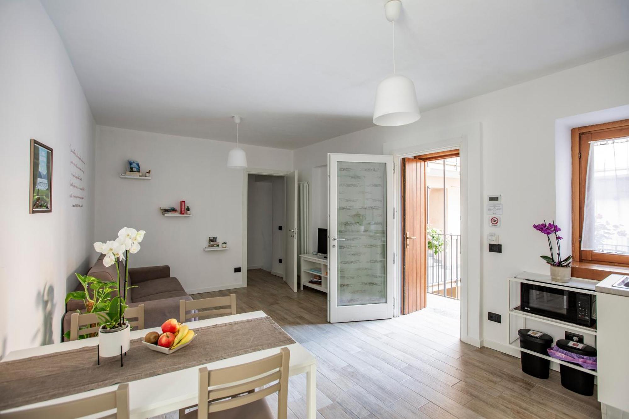 La Casa Del Sarto - Rooms And Apartments Lecco Esterno foto