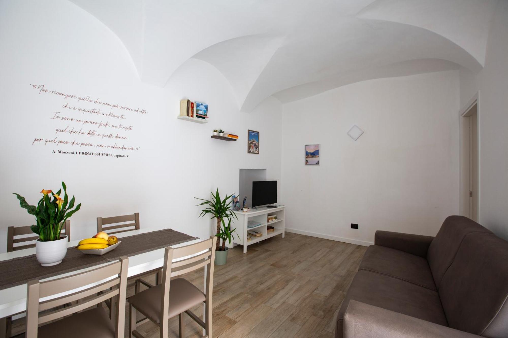 La Casa Del Sarto - Rooms And Apartments Lecco Esterno foto
