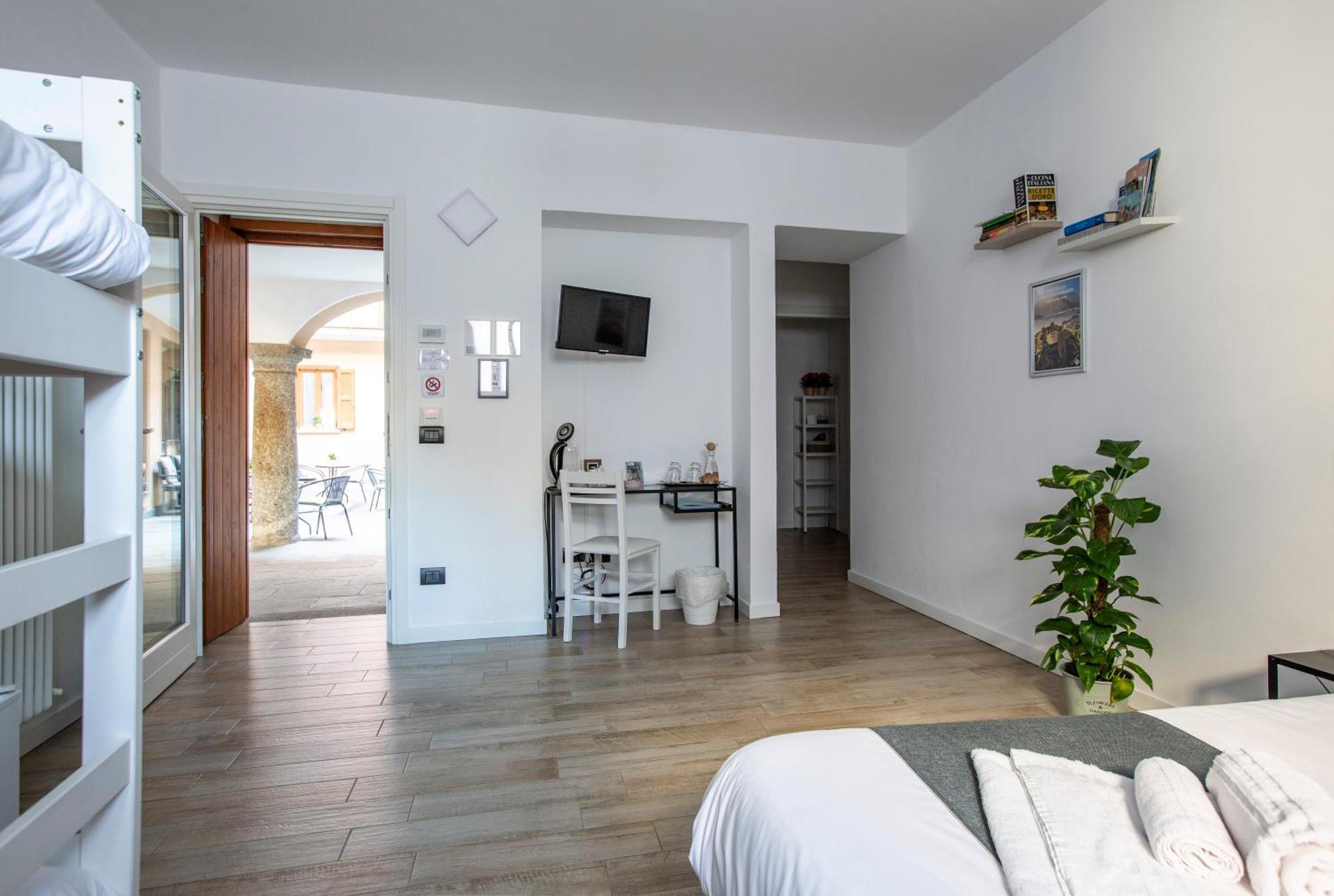 La Casa Del Sarto - Rooms And Apartments Lecco Esterno foto